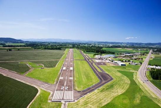 McMinnville Municipal Airport KMMV